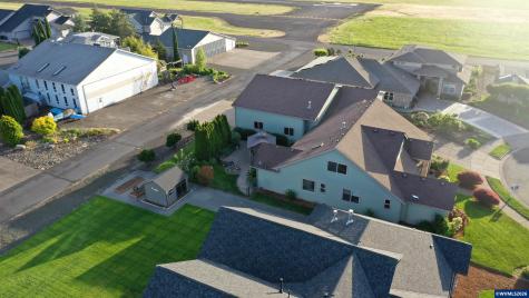 867 Corsair Drive Independence OR 97351-9434