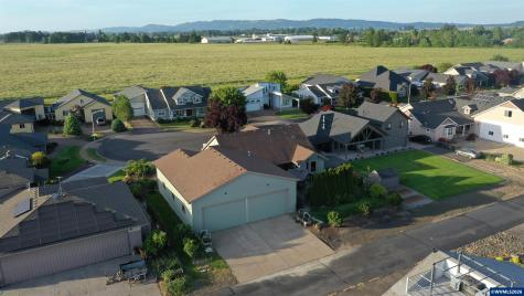 867 Corsair Drive Independence OR 97351-9434