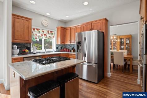 1824 Olivia Circle NW Albany OR 97321