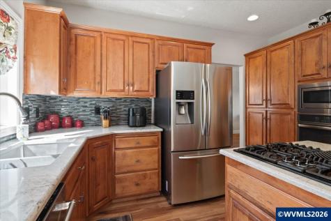 1824 Olivia Circle NW Albany OR 97321
