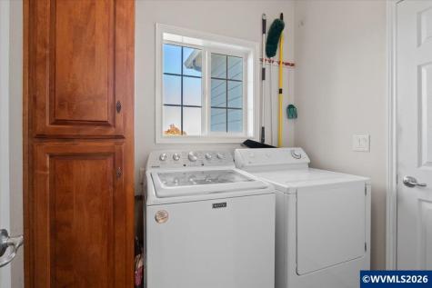 1824 Olivia Circle NW Albany OR 97321