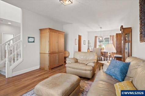 1824 Olivia Circle NW Albany OR 97321