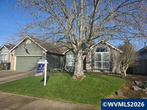 1405 Independence Avenue Woodburn OR 97071
