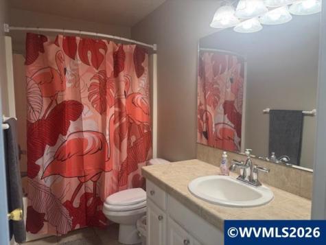 1405 Independence Avenue Woodburn OR 97071