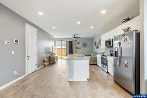 1480 Sunflower Street Woodburn OR 97071
