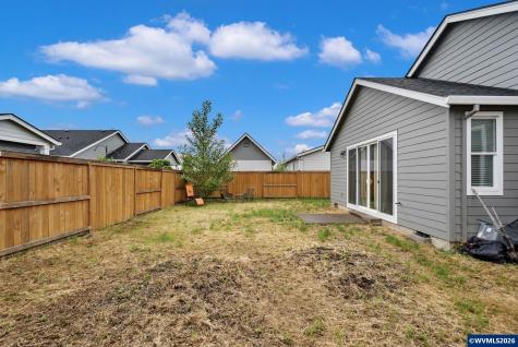 1480 Sunflower Street Woodburn OR 97071