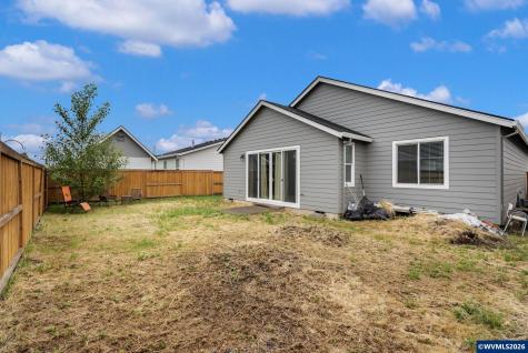 1480 Sunflower Street Woodburn OR 97071