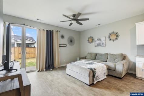 1480 Sunflower Street Woodburn OR 97071
