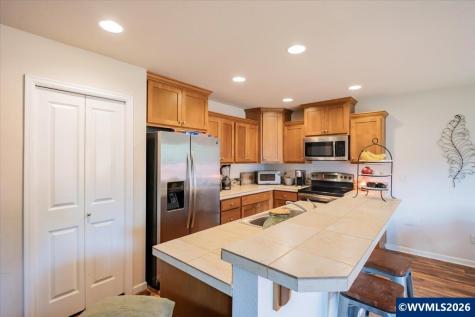 2952 NW Persimmon Way Albany OR 97321