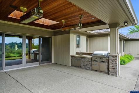 840 Sahalee Court SE Salem OR 97306