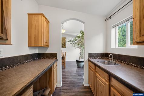 13105 Mountain View Lane SE Turner OR 97392
