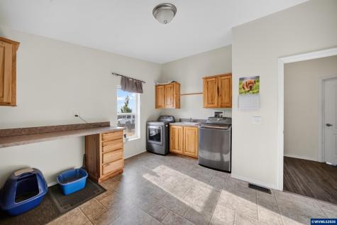 13105 Mountain View Lane SE Turner OR 97392