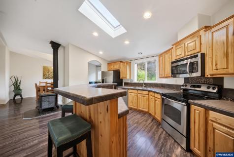 13105 Mountain View Lane SE Turner OR 97392