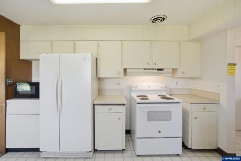 3373 Rawlins Avenue NE Salem OR 97301