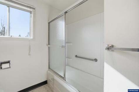 3373 Rawlins Avenue NE Salem OR 97301