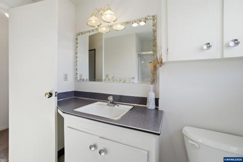 3373 Rawlins Avenue NE Salem OR 97301
