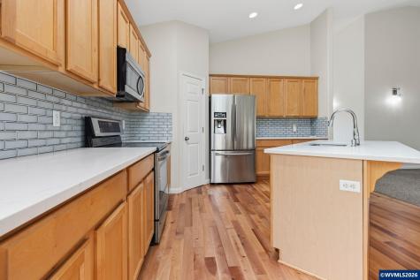 2145 Banyonwood Avenue NW Salem OR 97304