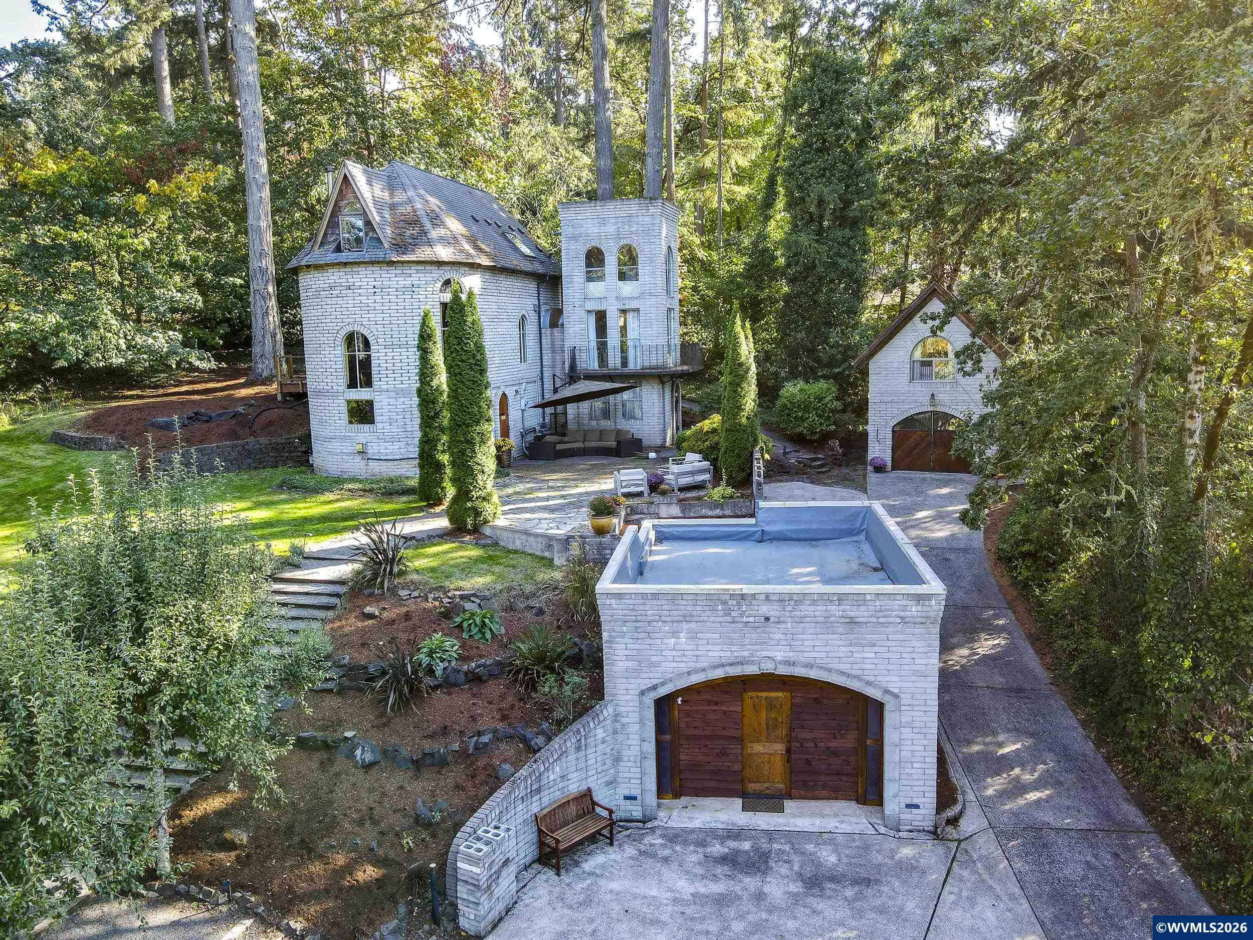 1820 E 28th Avenue Eugene OR 97403