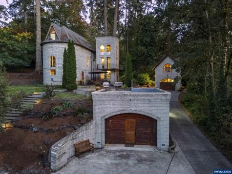 1820 E 28th Avenue Eugene OR 97403