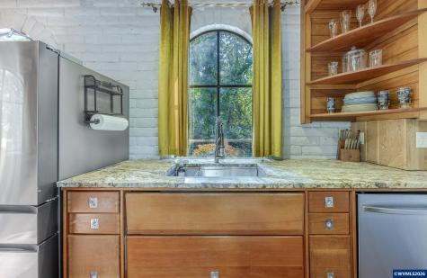 1820 E 28th Avenue Eugene OR 97403