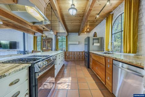 1820 E 28th Avenue Eugene OR 97403