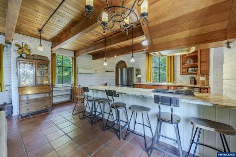 1820 E 28th Avenue Eugene OR 97403