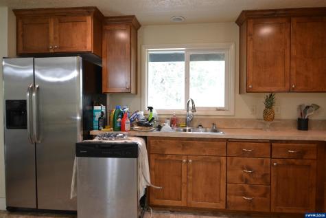 1005 Glenview Way NW Salem OR 97304