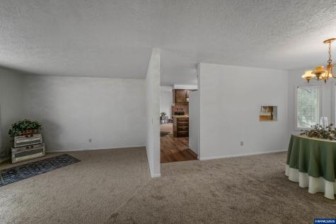 854 George Street NW Salem OR 97304