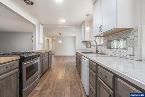 3947 Stanley Lane S Salem OR 97302