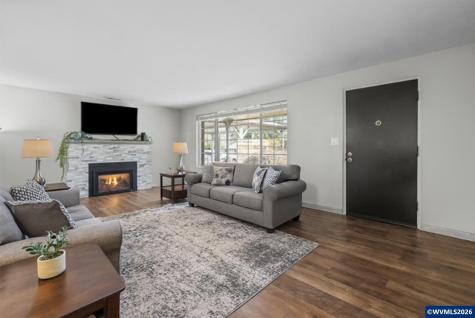 3947 Stanley Lane S Salem OR 97302