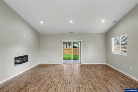 4455 Matthews Lp S Salem OR 97302