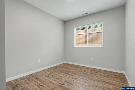 4455 Matthews Lp S Salem OR 97302
