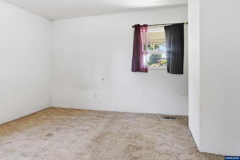 687 N Jefferson Street Lafayette OR 97127