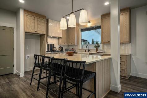 7541 Lennox Lane NE Keizer OR 97303