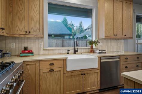 7541 Lennox Lane NE Keizer OR 97303