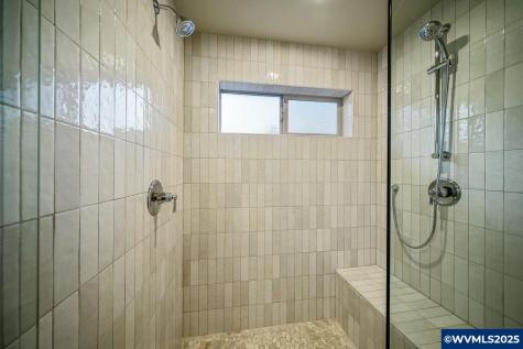 7541 Lennox Lane NE Keizer OR 97303