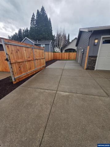 7541 Lennox Lane NE Keizer OR 97303