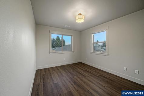 7541 Lennox Lane NE Keizer OR 97303