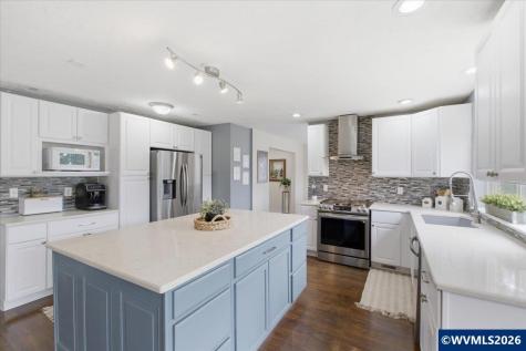1789 SW Boxwood Lane Dallas OR 97338