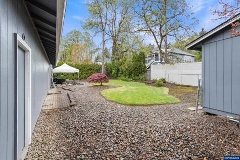542 NW Douglas Street Dallas OR 97338
