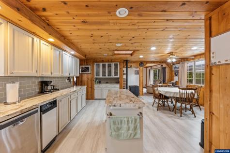 542 NW Douglas Street Dallas OR 97338