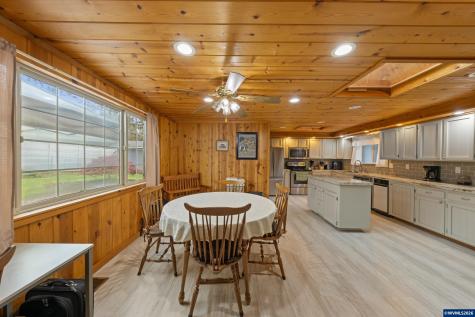 542 NW Douglas Street Dallas OR 97338