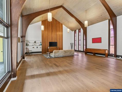 2590 Long Street Sweet Home OR 97386