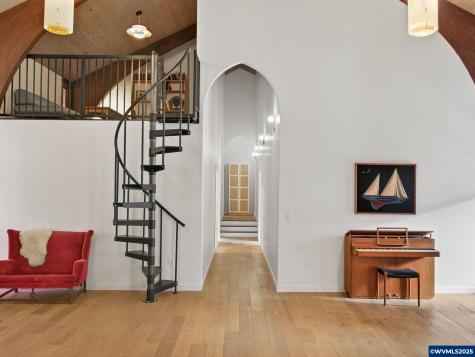 2590 Long Street Sweet Home OR 97386