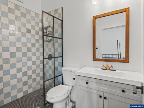 2590 Long Street Sweet Home OR 97386