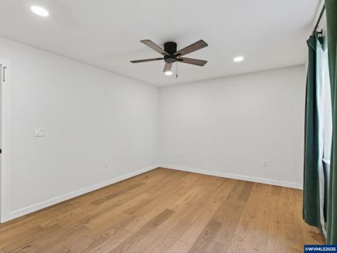 2590 Long Street Sweet Home OR 97386