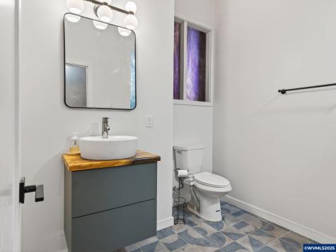 2590 Long Street Sweet Home OR 97386