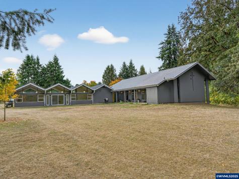 2590 Long Street Sweet Home OR 97386