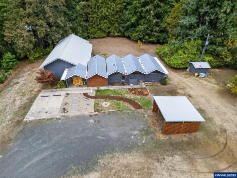 2590 Long Street Sweet Home OR 97386