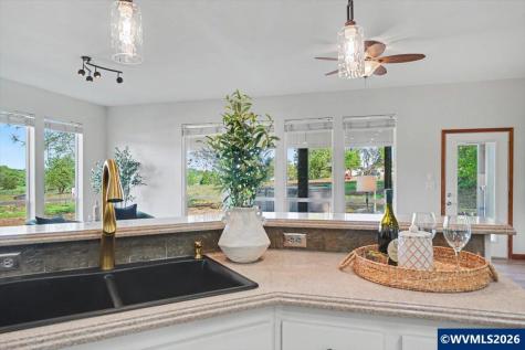 14055 Dallas Coast Highway Dallas OR 97338